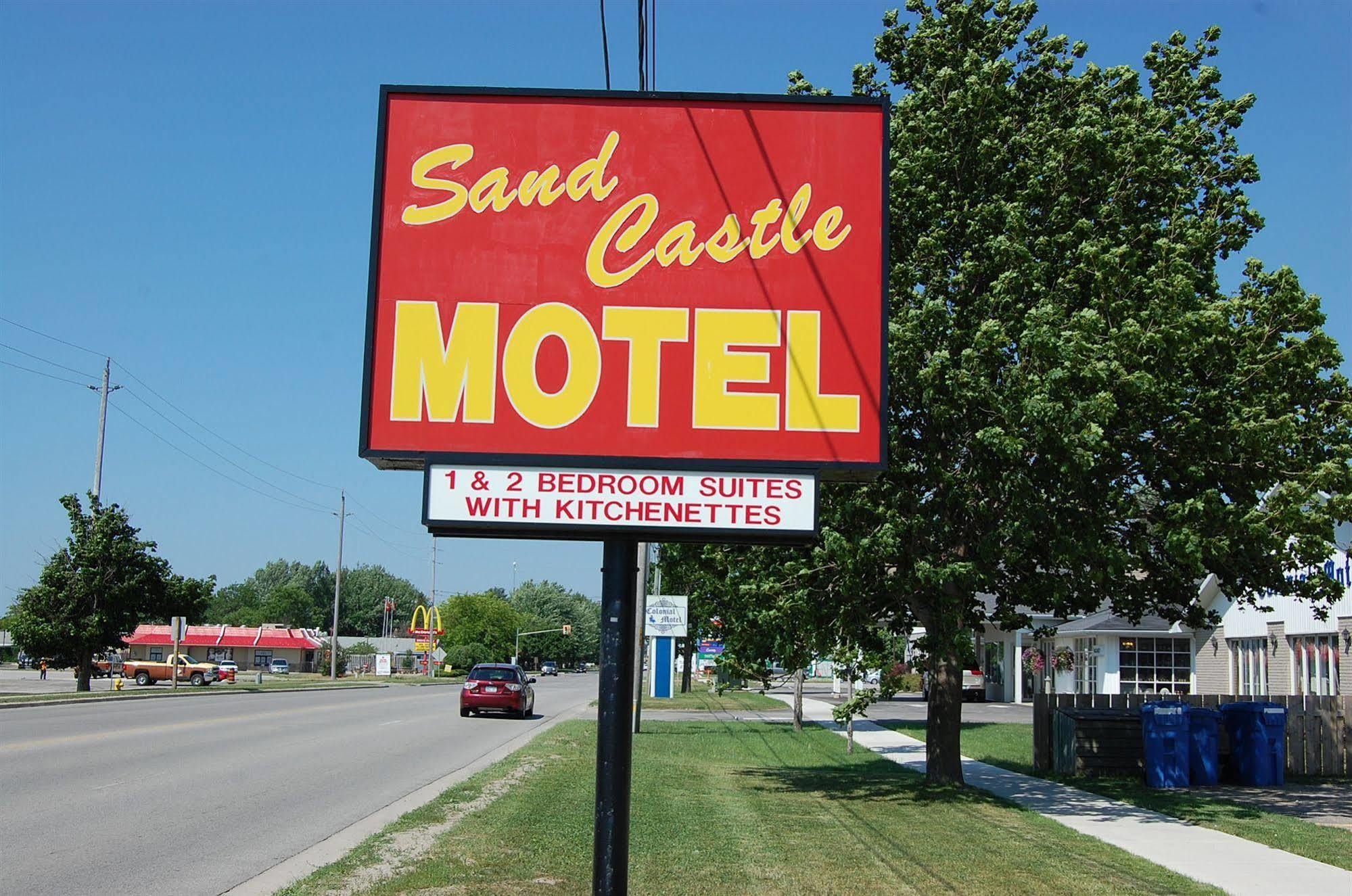 Sand Castle Suites Motel Port Elgin Exterior photo